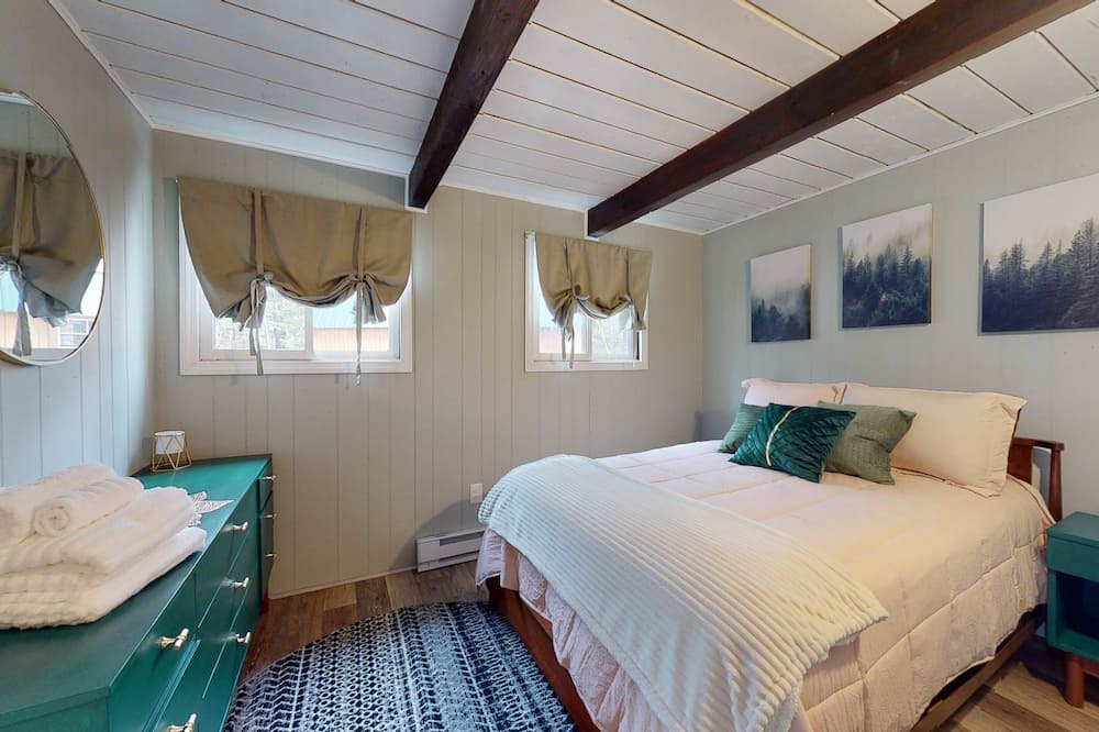 Photo of Bedroom in Gilford