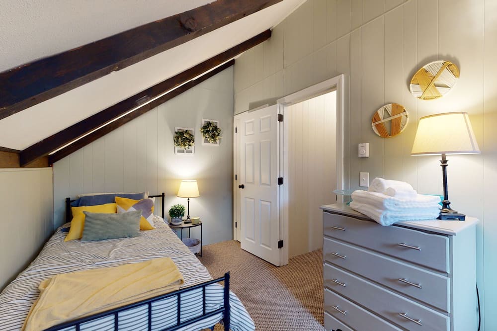 Photo of Bedroom in Gilford