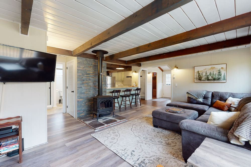 Photo of Livingroom in Gilford