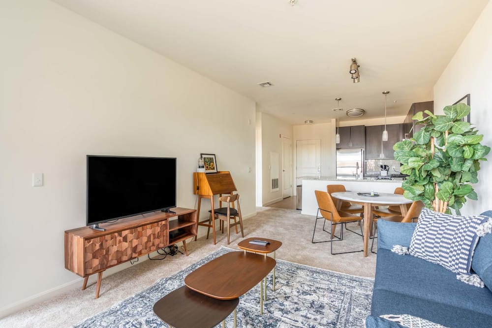 Photo of Livingroom in Assembly Square