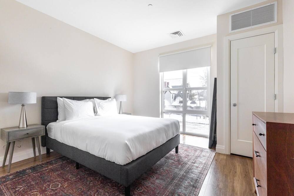 Photo of Bedroom in Newtonville