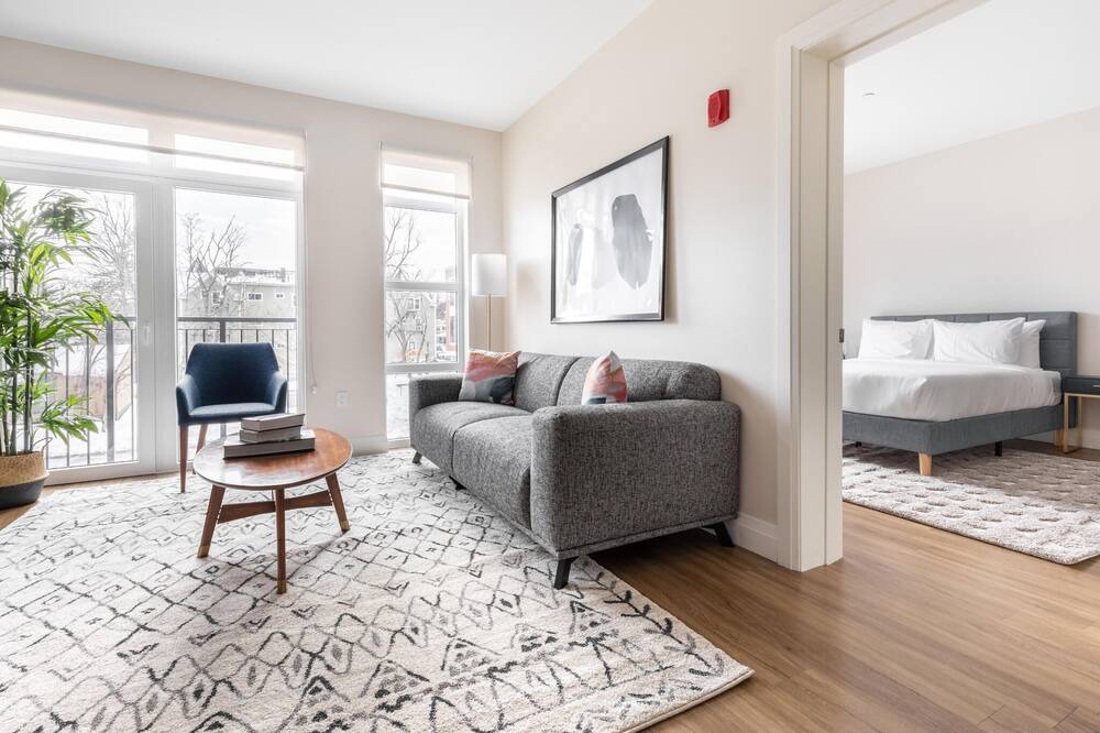 Photo of Livingroom in Newtonville
