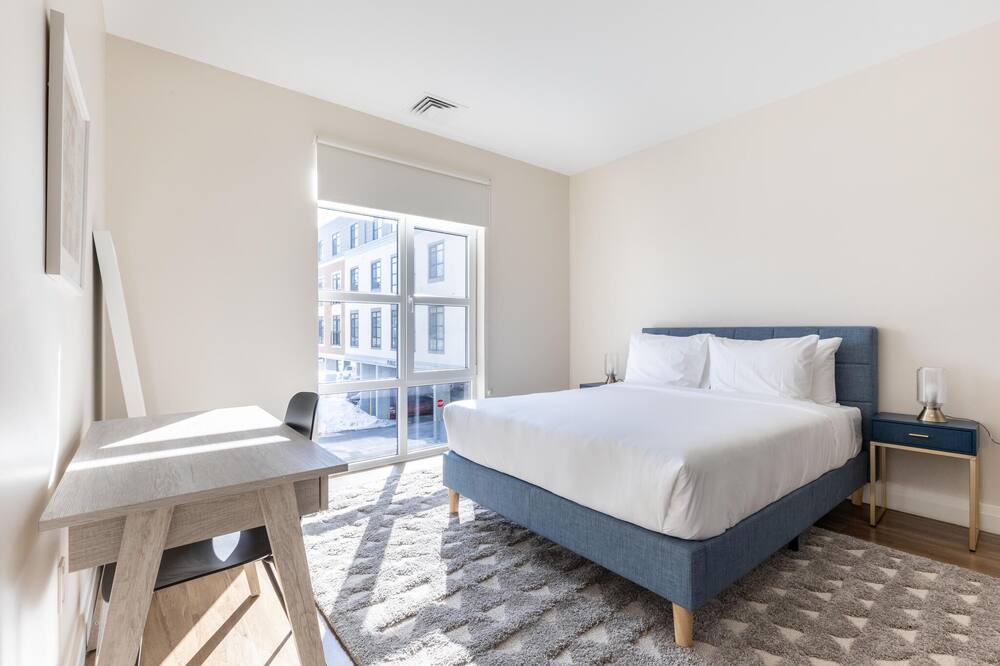 Photo of Bedroom in Newtonville