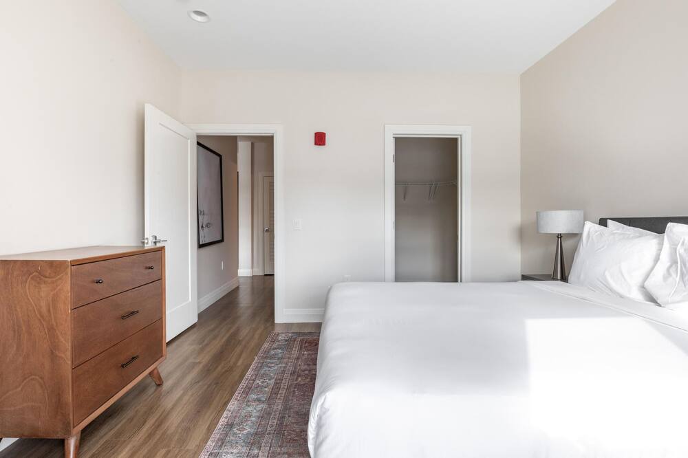 Photo of Bedroom in Newtonville