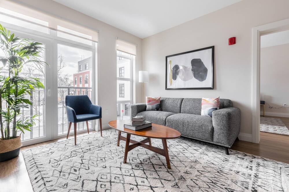 Photo of Livingroom in Newtonville