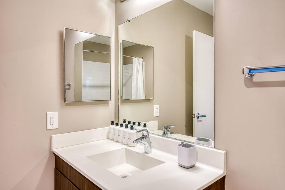 Photo of Bathroom in West End