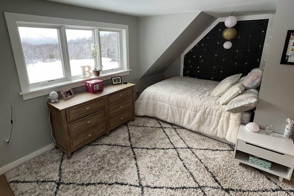 Photo of Bedroom in Stowe Hollow