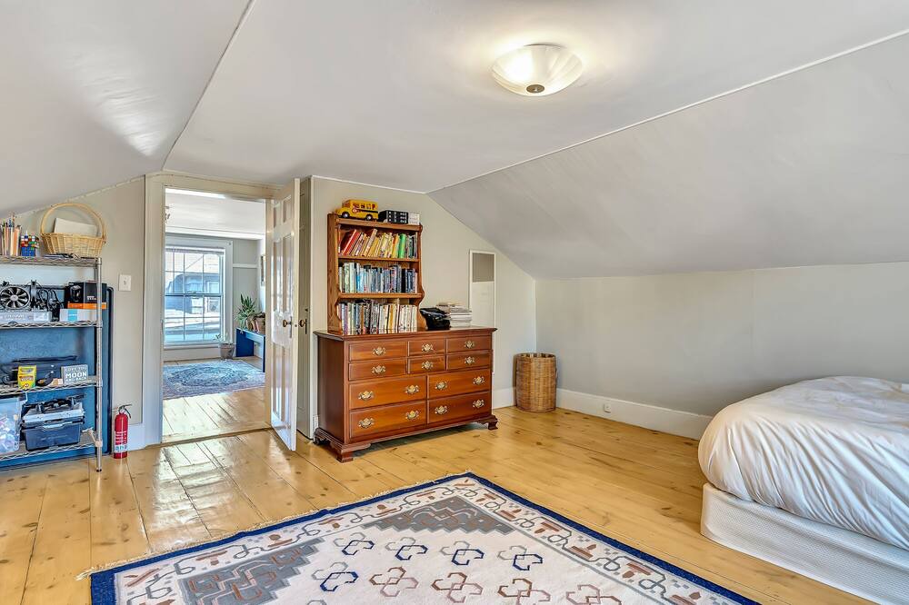 Photo of Bedroom in West End