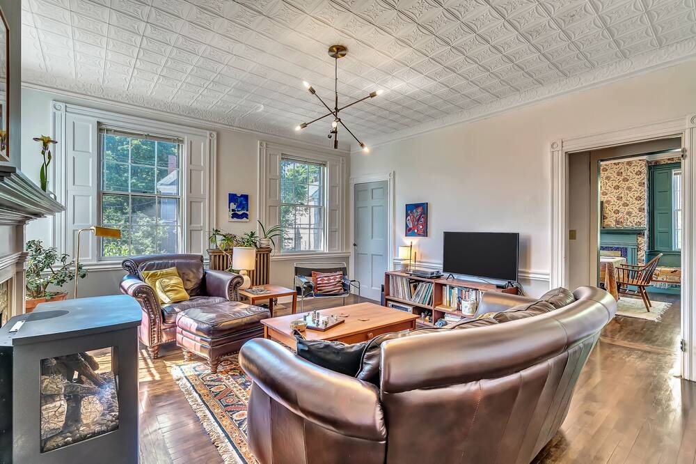Photo of Livingroom in West End