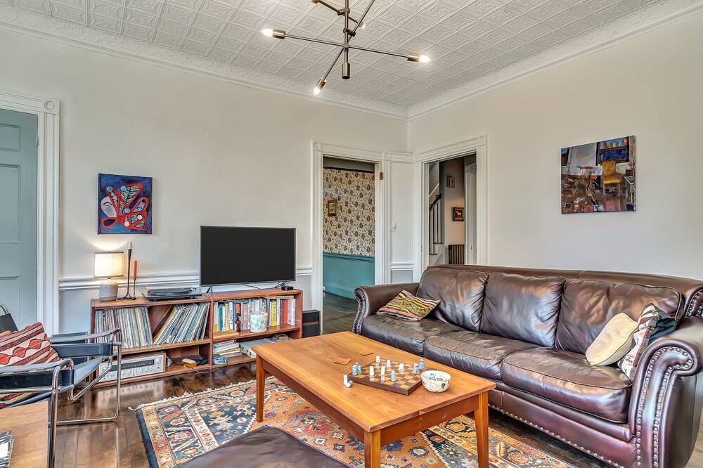 Photo of Livingroom in West End