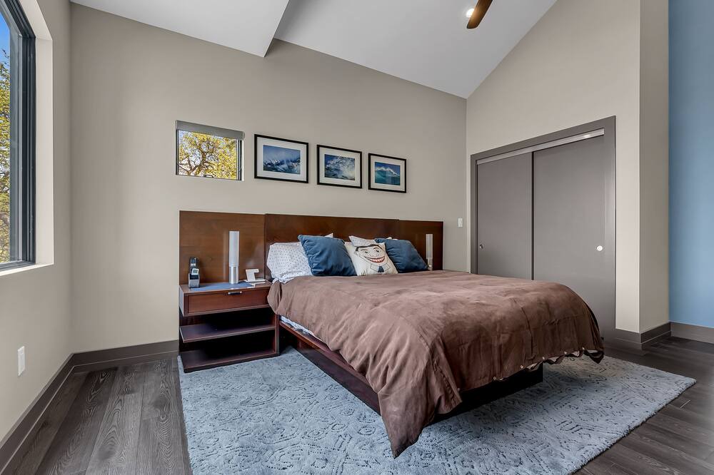 Photo of Bedroom in Belmar