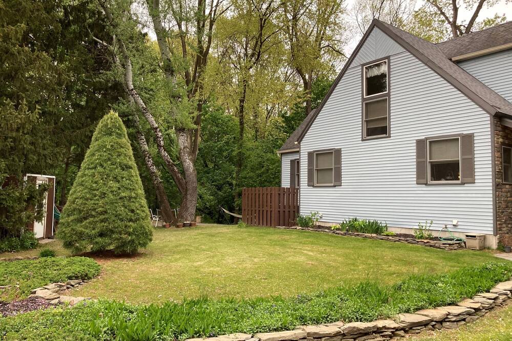 Photo of Others in Webster Crossing