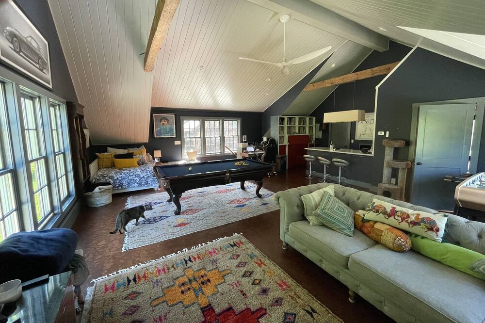Photo of Livingroom in Westport