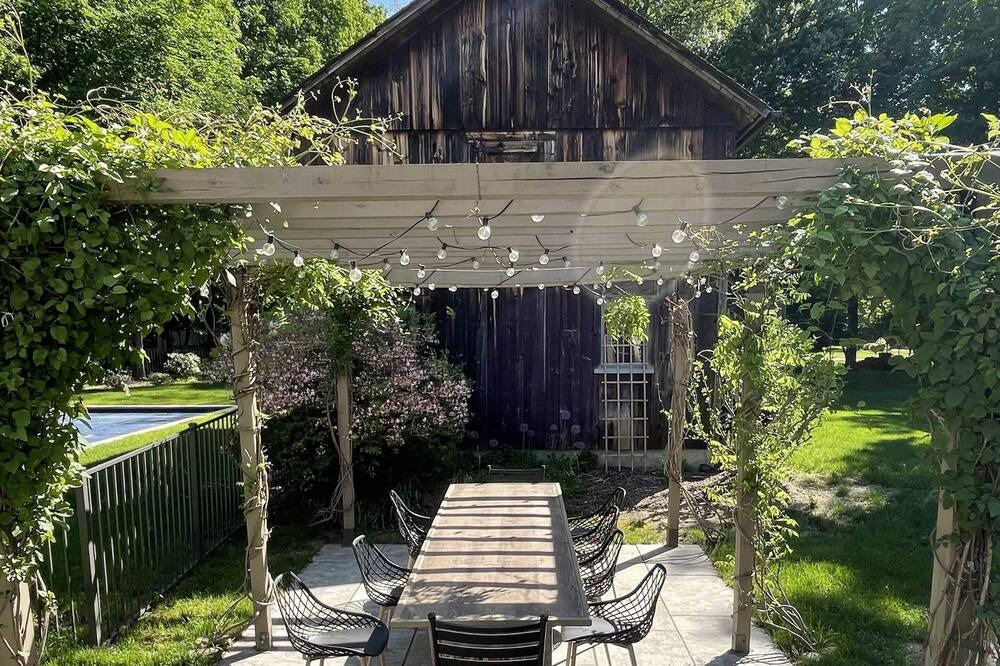 Photo of Outdoor in Westport