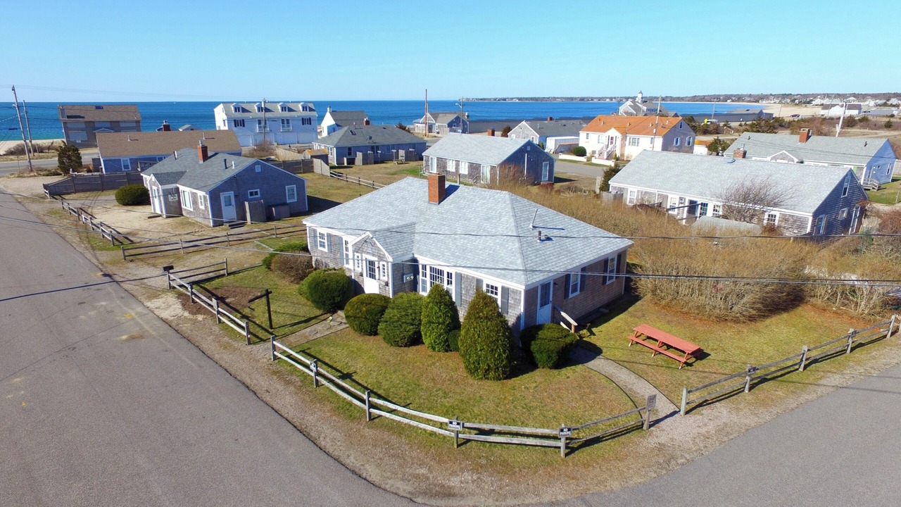 Photo of Others in West Hyannisport