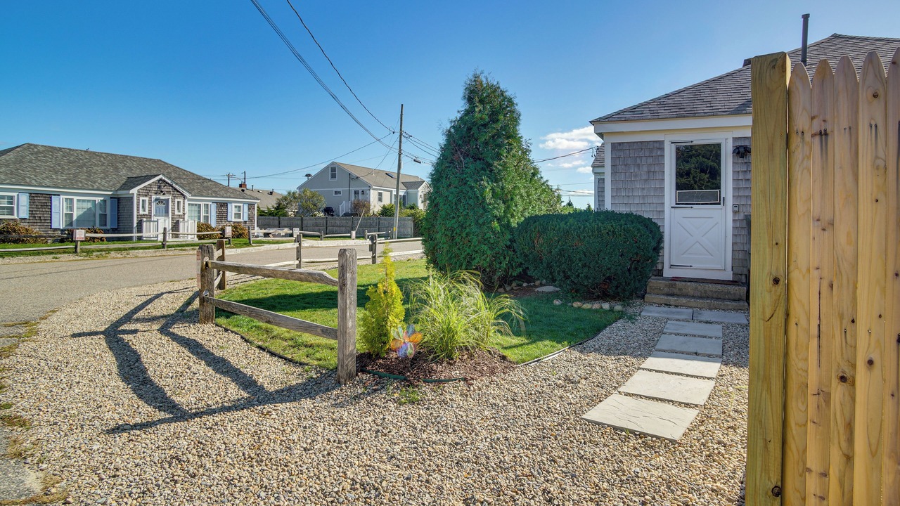 Photo of Others in West Hyannisport