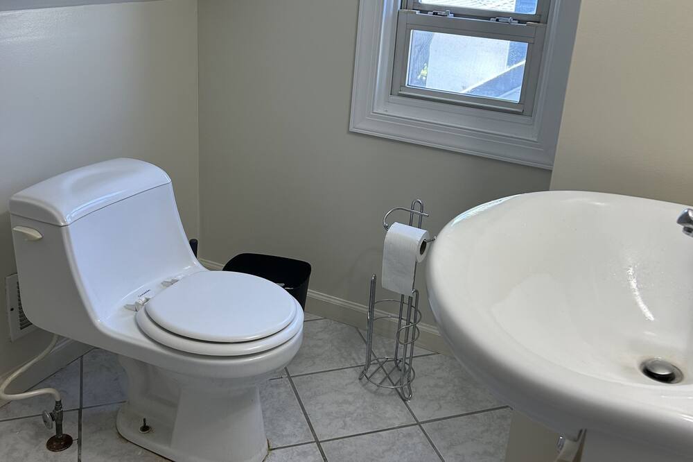 Photo of Bathroom in Neptune City