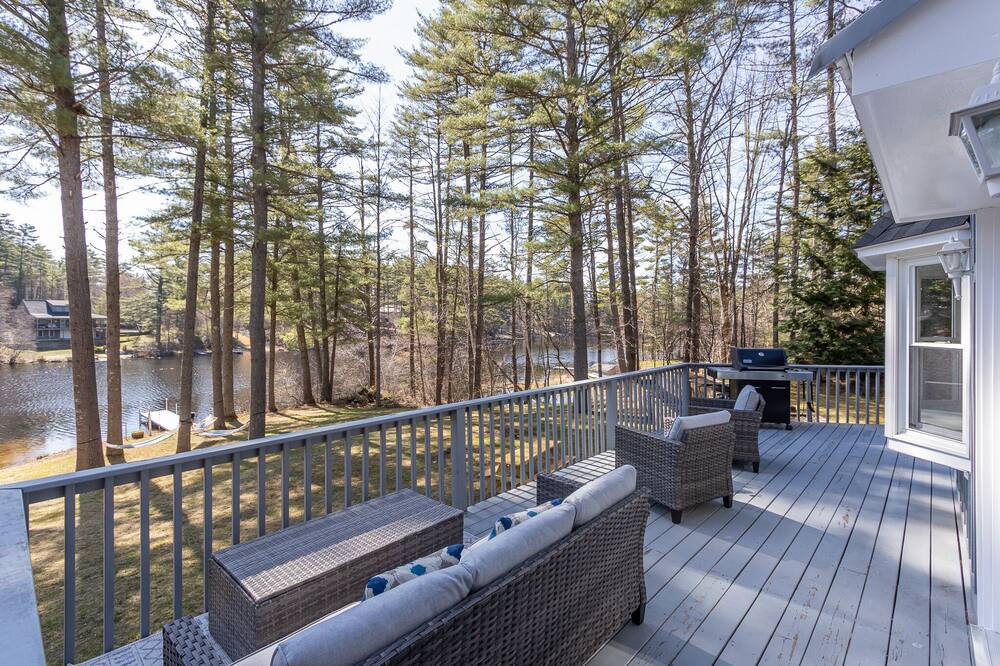 Photo of Outdoor in East Wakefield