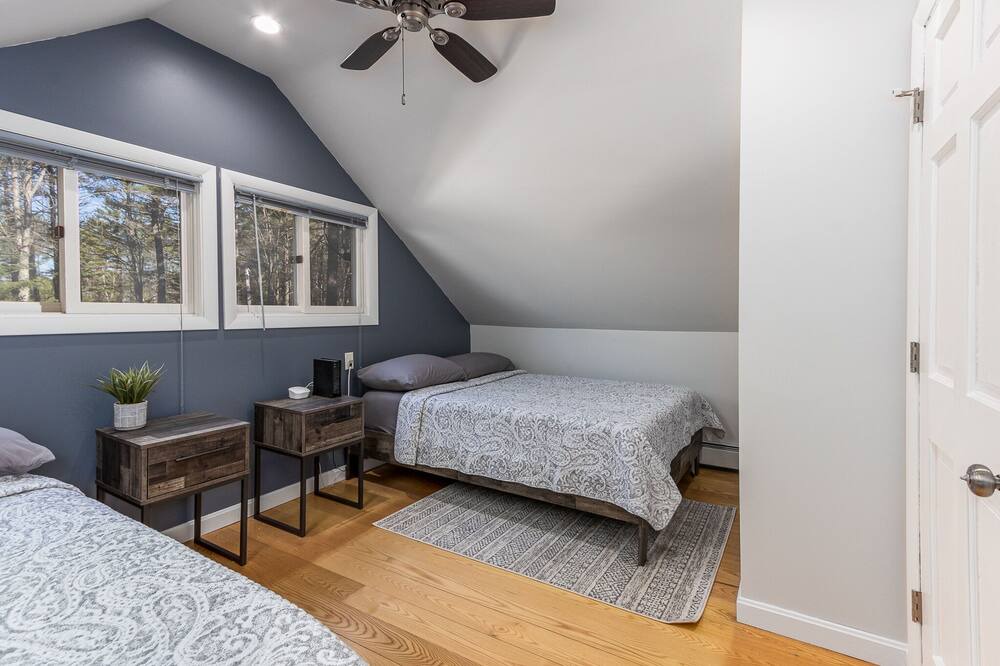 Photo of Bedroom in East Wakefield