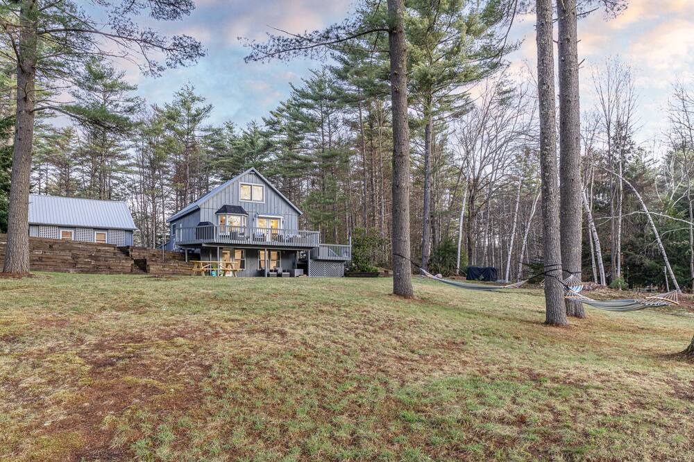 Photo of Outdoor in East Wakefield