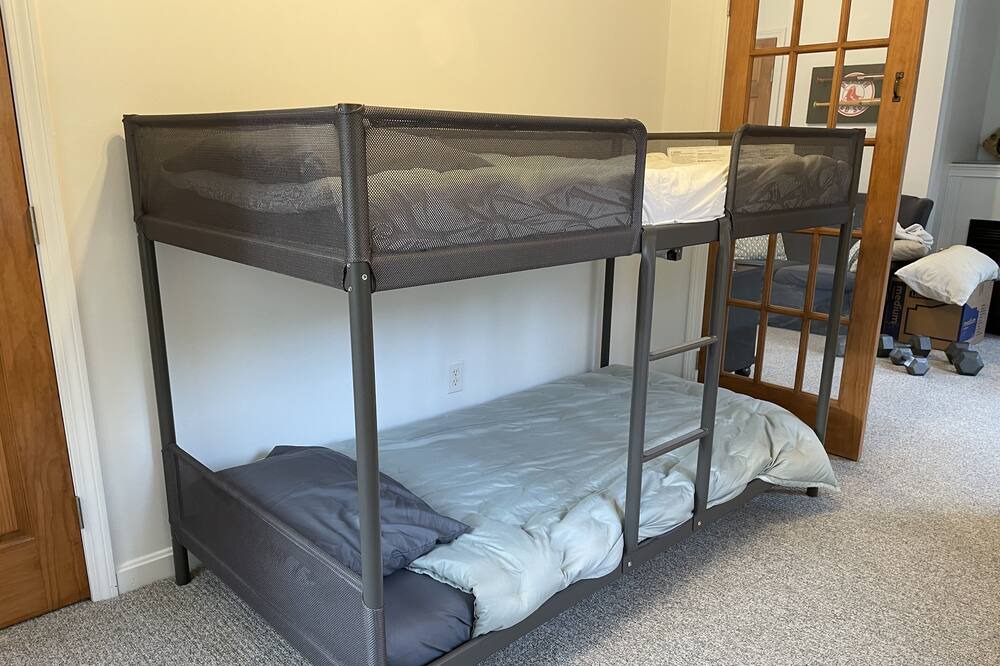 Photo of Bedroom in Raymond