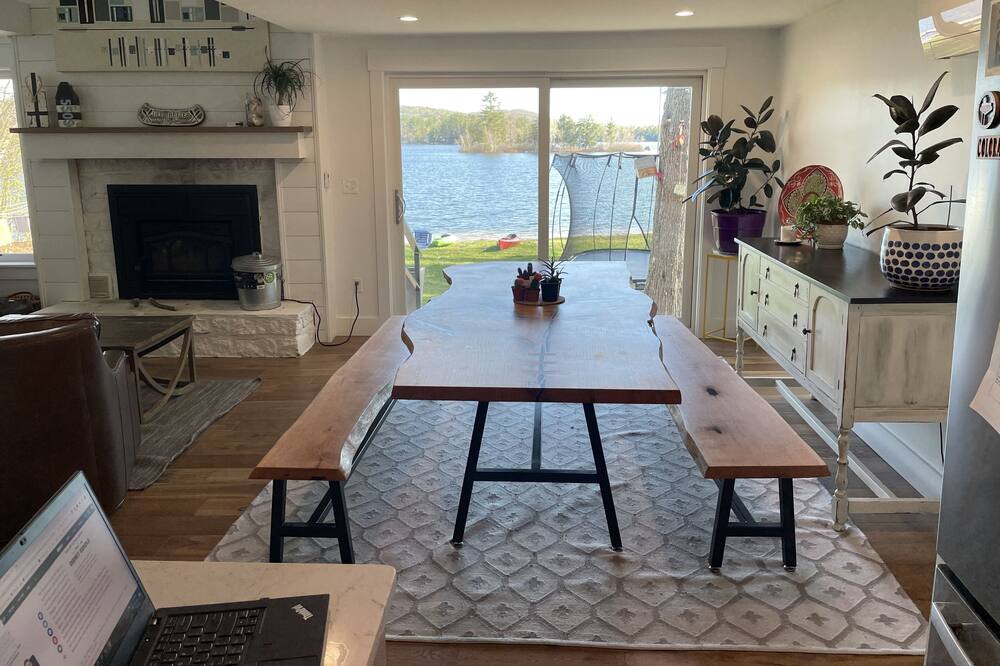 Photo of Livingroom in Raymond