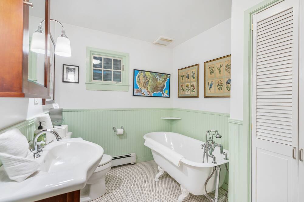 Photo of Bathroom in Rhinebeck
