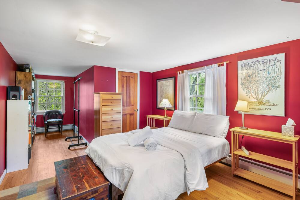 Photo of Bedroom in Rhinebeck