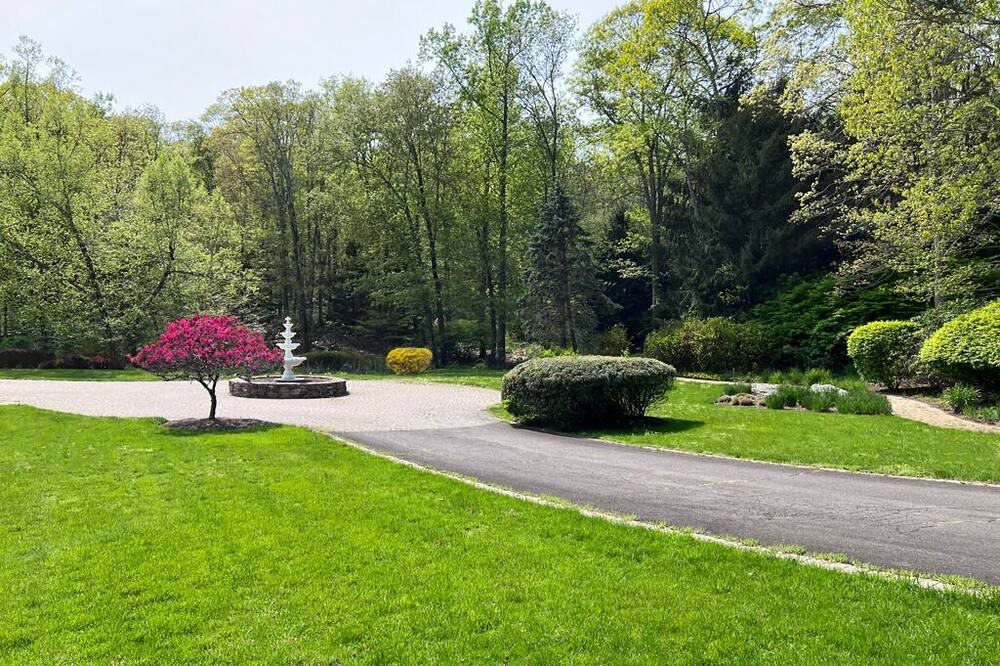 Photo of Outdoor in Guilford