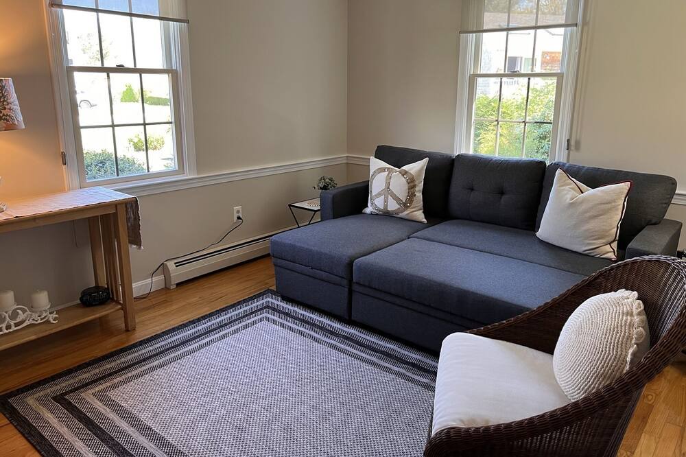 Photo of Livingroom in East Falmouth