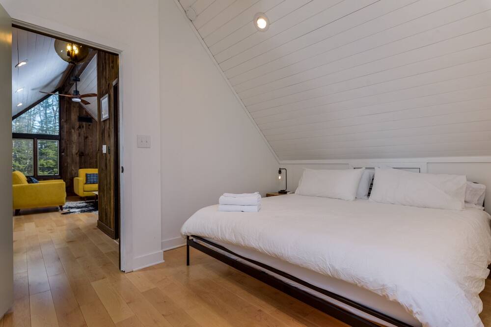 Photo of Bedroom in Londonderry