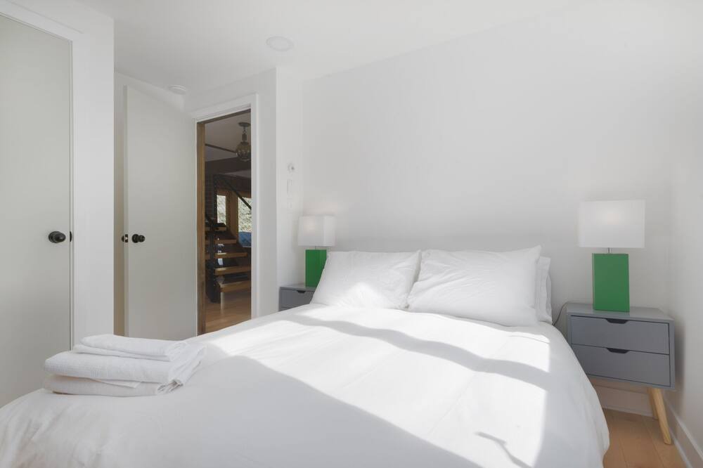 Photo of Bedroom in Londonderry