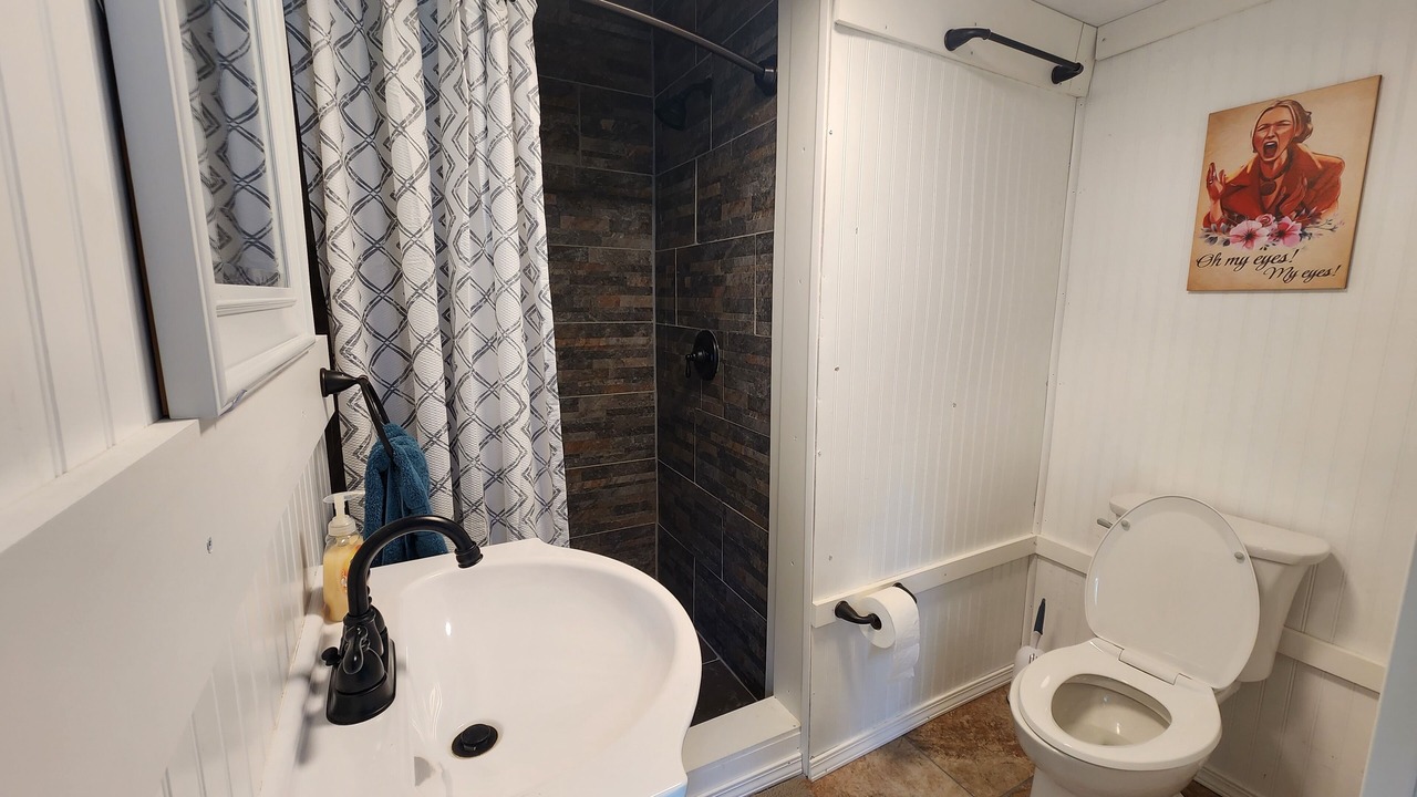 Photo of Bathroom in Gray