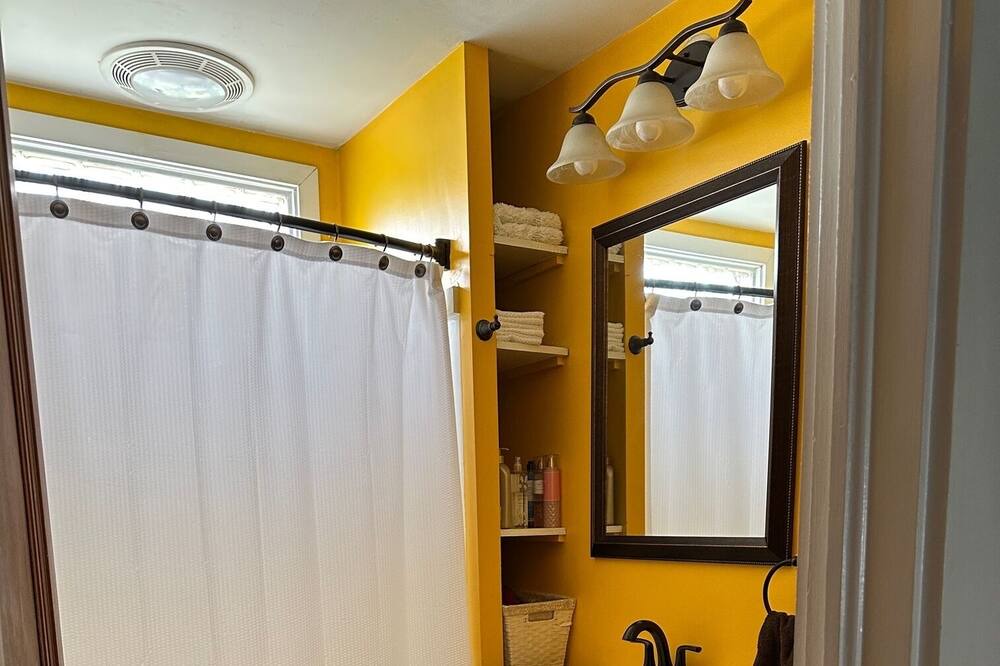 Photo of Bathroom in Adams