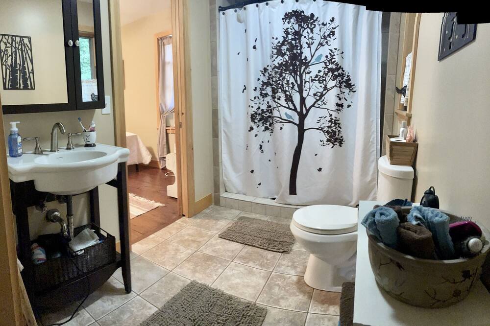 Photo of Bathroom in Lyman