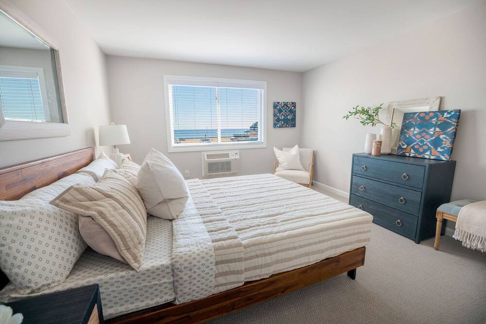 Photo of Bedroom in Narragansett Pier