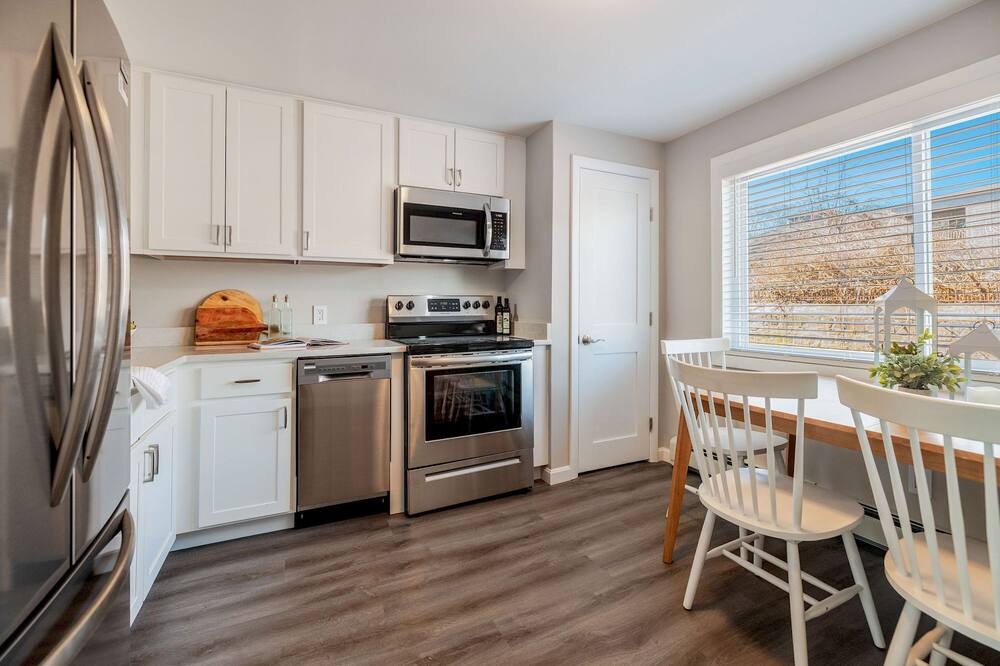 Photo of Kitchen in Narragansett Pier