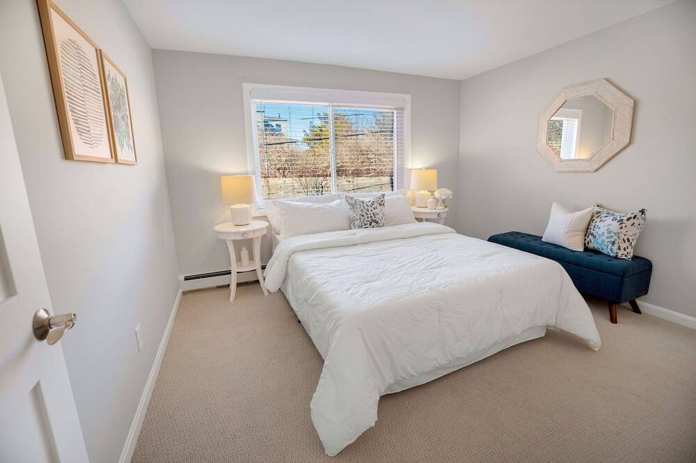 Photo of Bedroom in Narragansett Pier