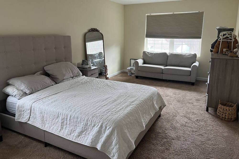 Photo of Bedroom in Chicopee