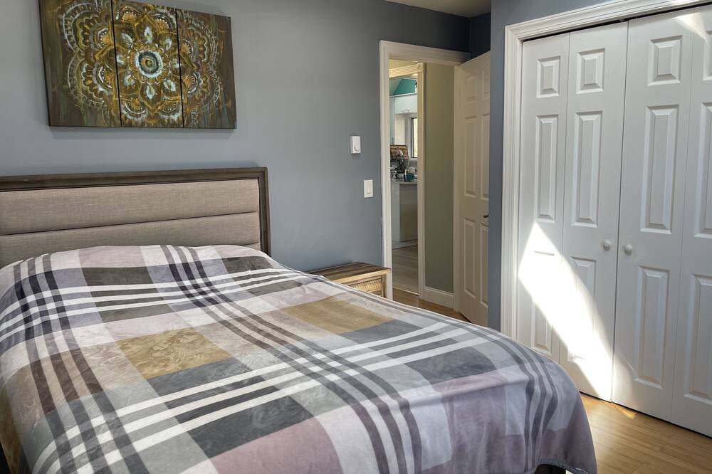 Photo of Bedroom in Rowland