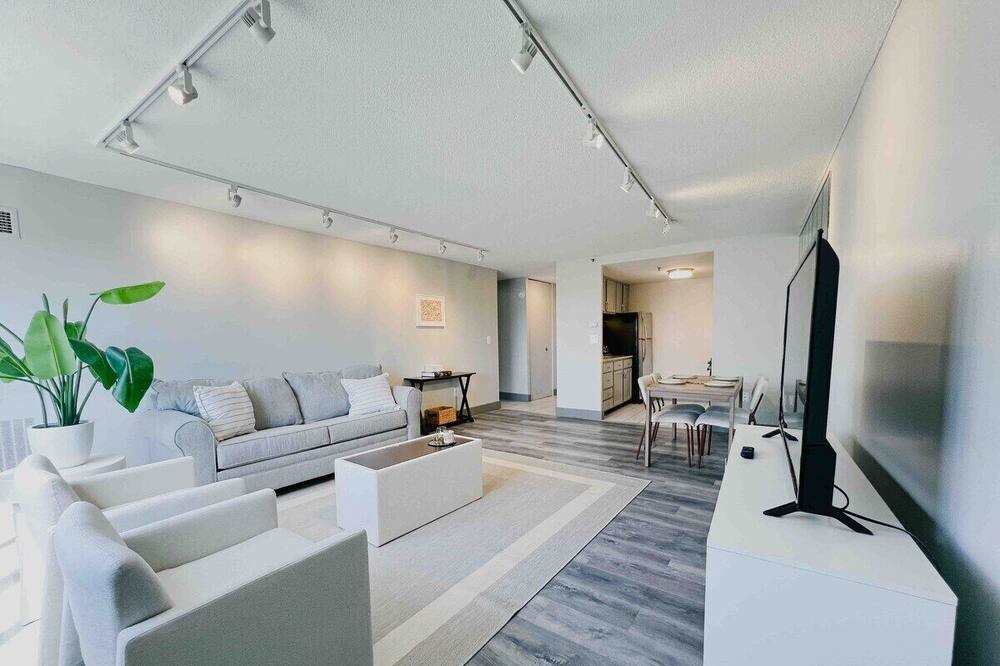 Photo of Livingroom in Downtown Hartford
