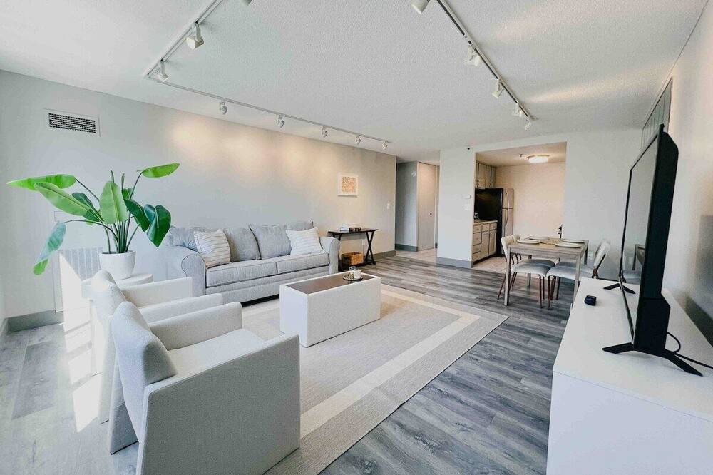 Photo of Livingroom in Downtown Hartford