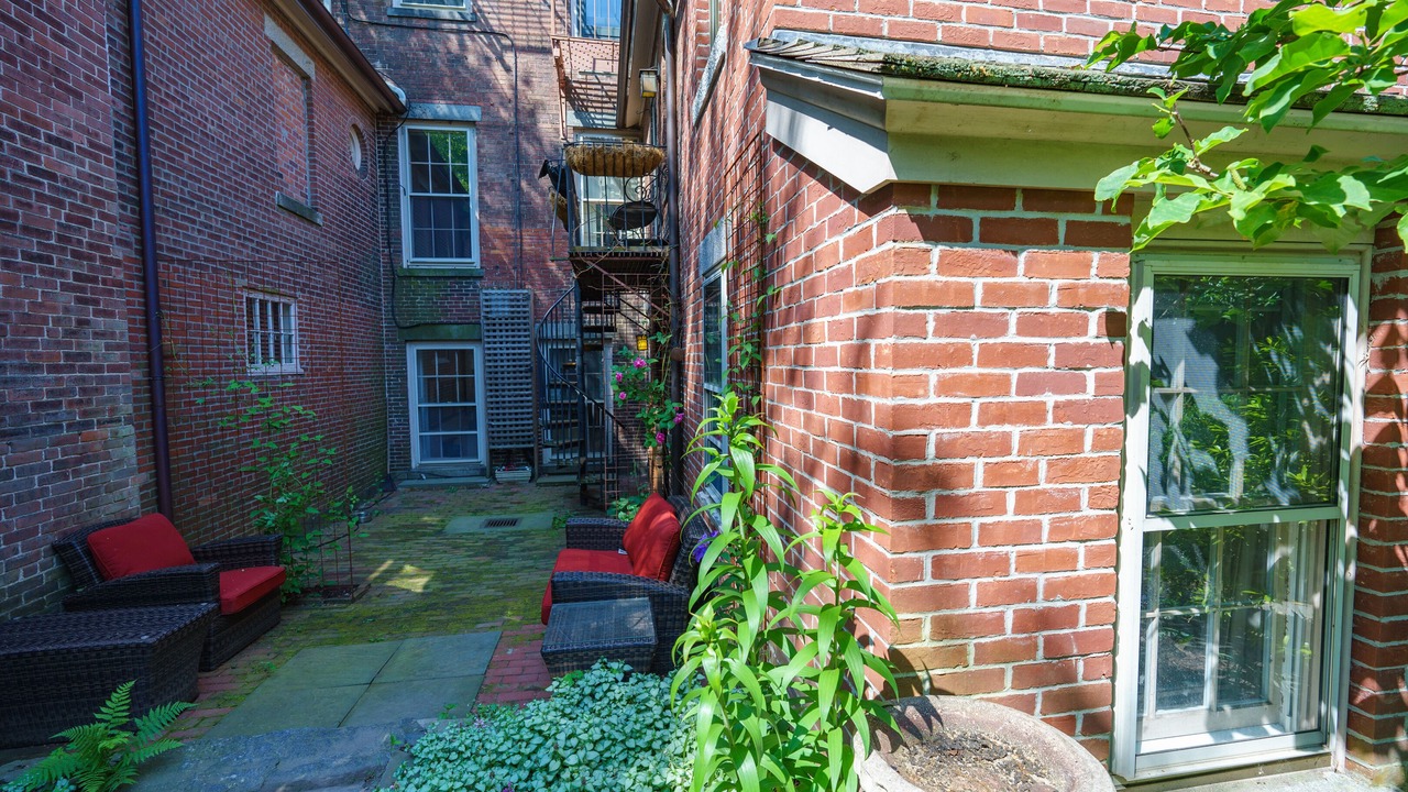 Photo of Outdoor in College Hill