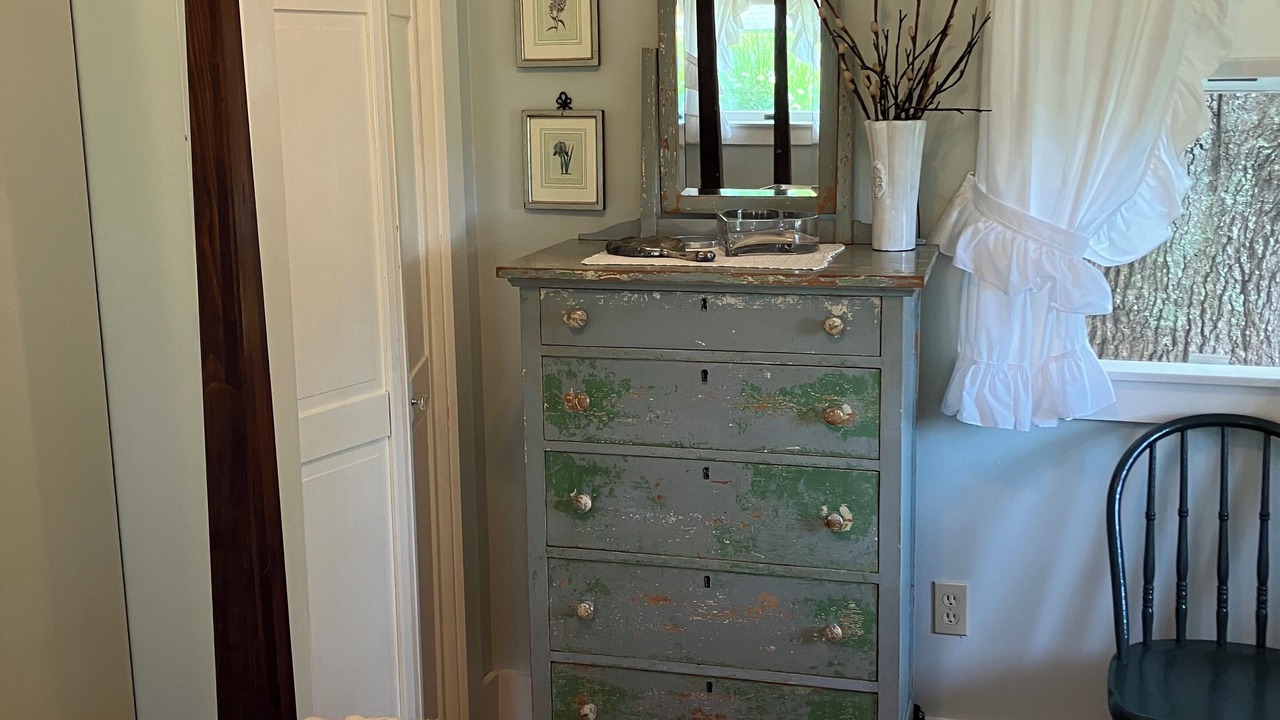 Photo of Bedroom in Chilmark
