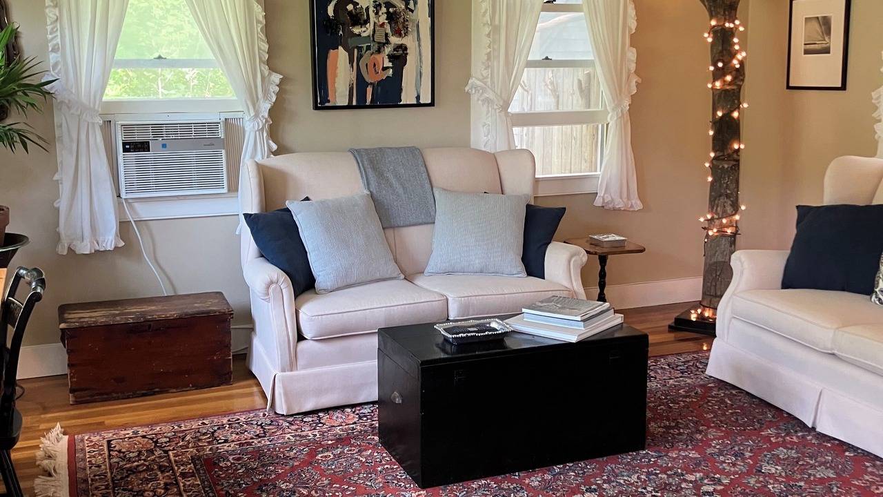 Photo of Livingroom in Chilmark