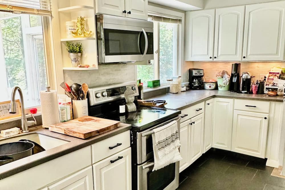 Photo of Kitchen in New Milford