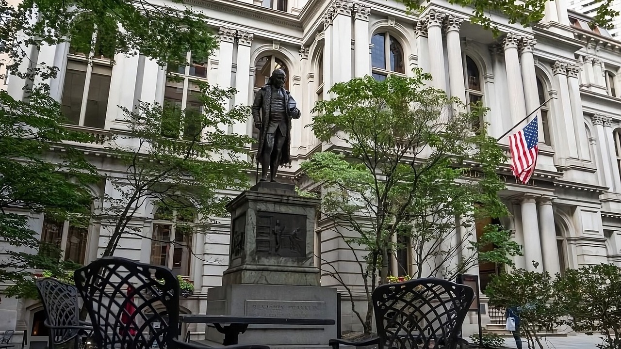 Photo of Outdoor in Government Center