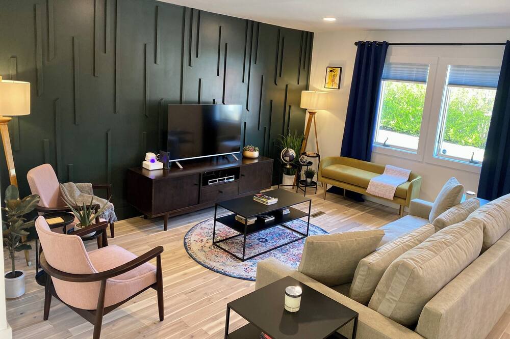 Photo of Livingroom in Hudson