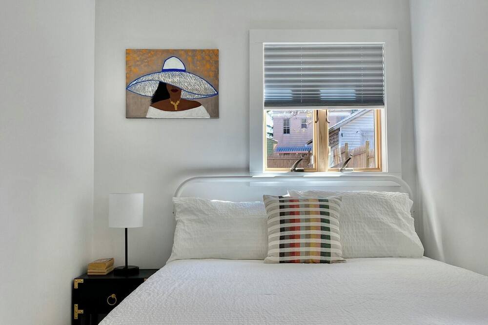 Photo of Bedroom in Hudson