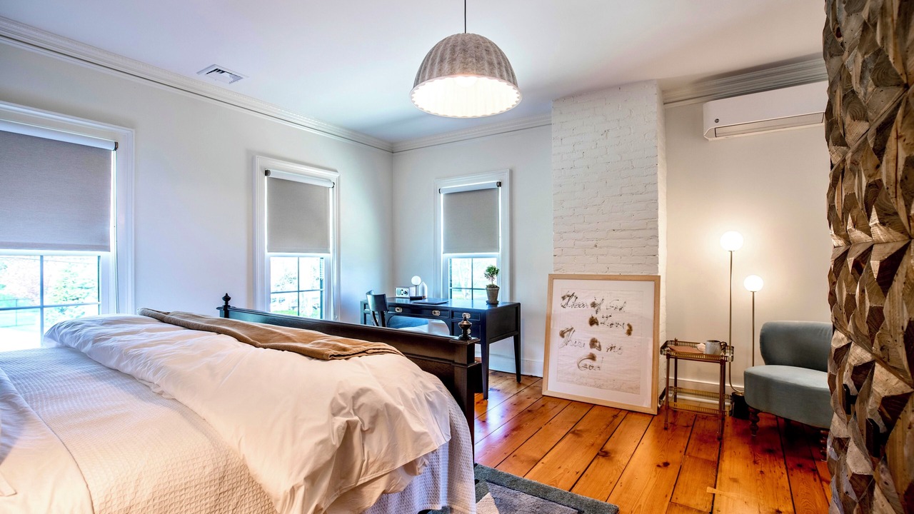 Photo of Bedroom in Town of Southold Town